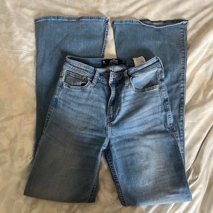 Hollister flared jeans, perfect condition, 25x32